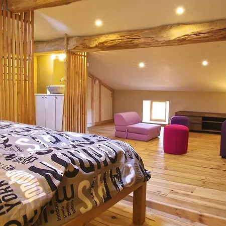 Ecologite Les Sureaux Casa de Férias