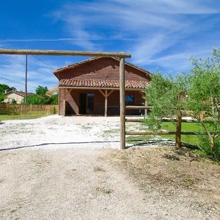 Ecologite Les Sureaux Casa de Férias *